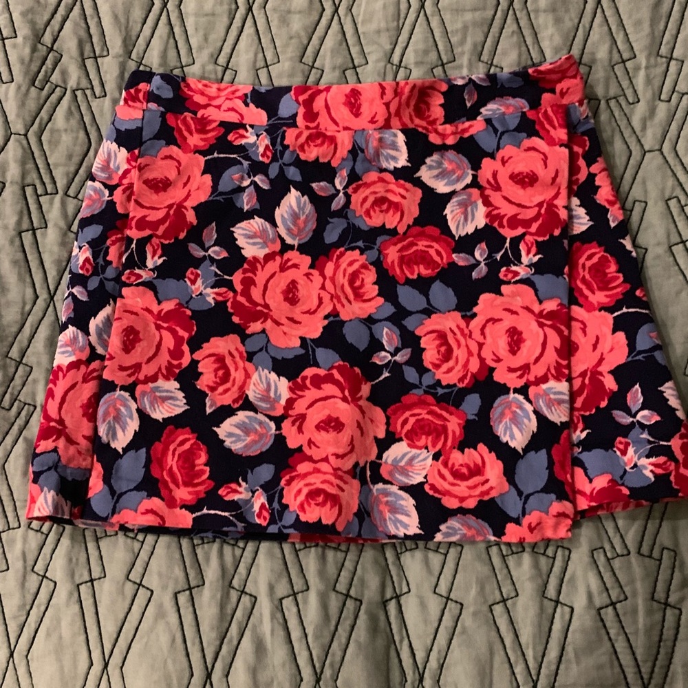 Cute skirt to go with tights
